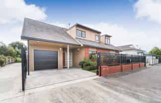 19 Dahlia Street, Palmerston North