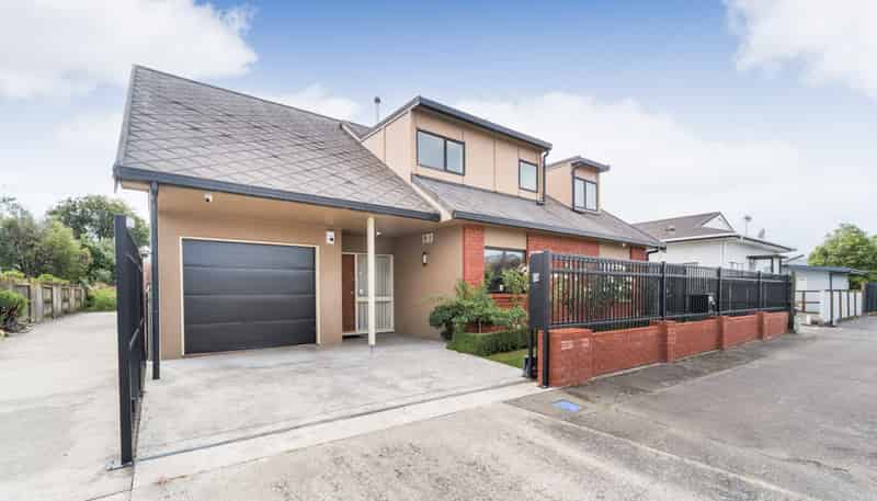 19 Dahlia Street, Palmerston North