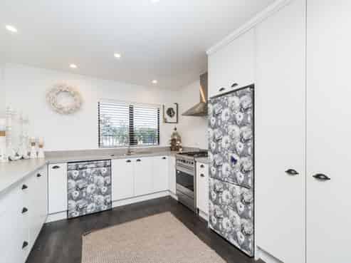 19 Dahlia Street, Palmerston North