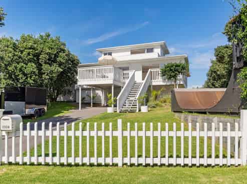 1338 Papamoa Beach Road, Papamoa