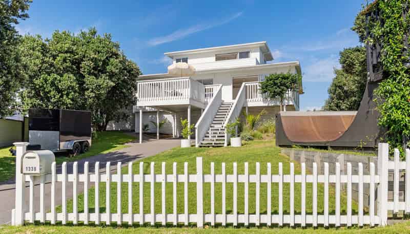1338 Papamoa Beach Road, Papamoa