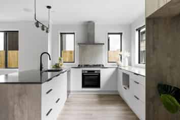 2/42 Rose Berry Crescent, Flagstaff