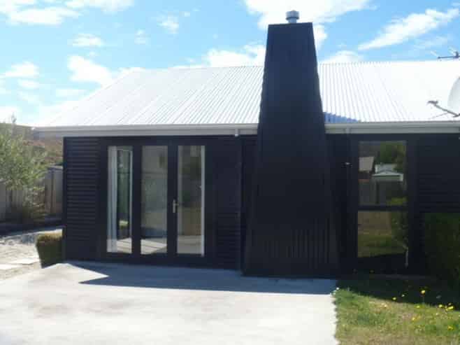 38 Albert Drive, Clyde