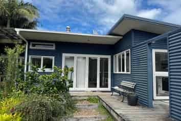 23 Manuka Road, Oneroa