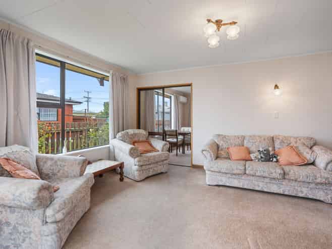 65B  Queens Drive, SAINT KILDA