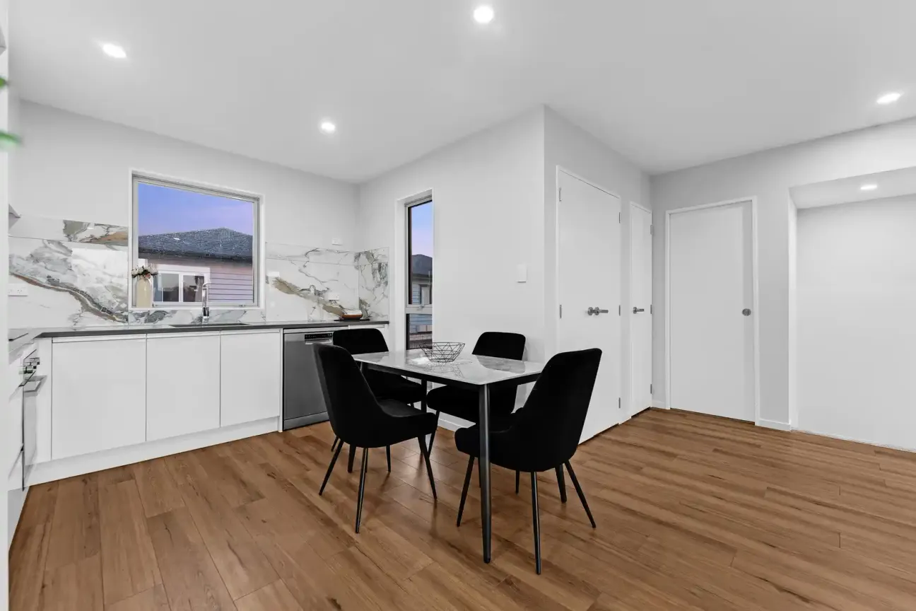 Contemporary New Build | Stylish 3 Bed + Study - Vista 3