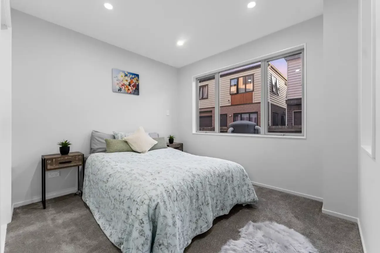 Smart Design & Superb Location | 3 Bed + Study - Widok 5