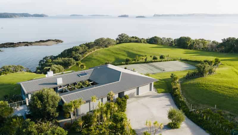  1024 Takatu Road, Matakana