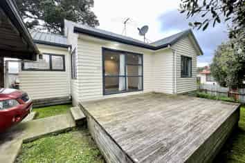 54A Blake Road, Mangere East