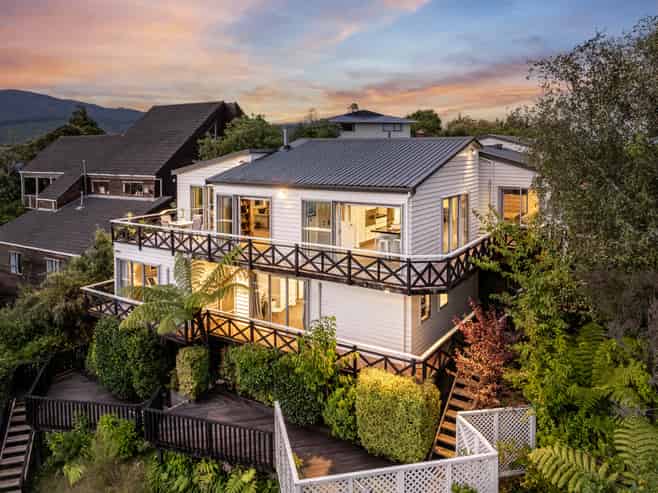23 Tapestry Grove, Silverstream