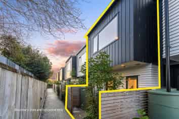 2/46 Te Kanawa Crescent, Henderson