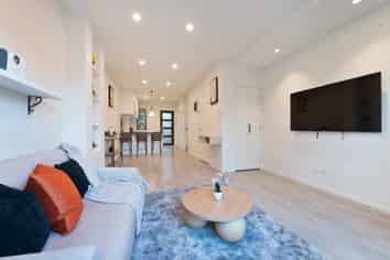 2/46 Te Kanawa Crescent, Henderson