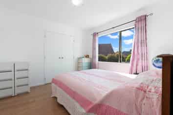 1/33 Curacao Place, Half Moon Bay