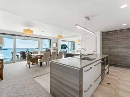 2/154 Marine Parade, Mount Maunganui