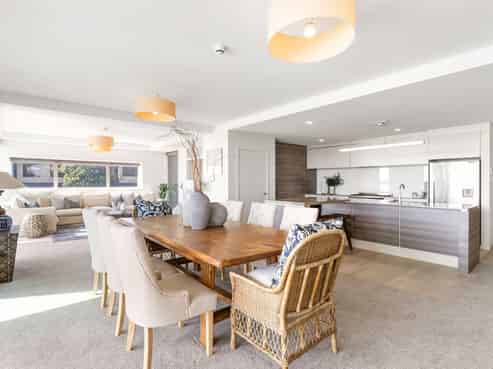 2/154 Marine Parade, Mount Maunganui