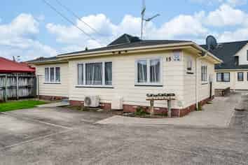 15A-E Hogan Street, Hamilton East