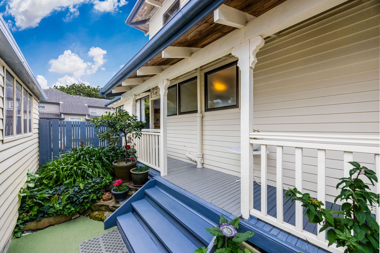 Perfect for Extended Family with Water Views - Aanzicht 4
