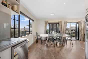 19 Ocean View Road, Coastlands