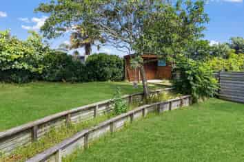 19 Ocean View Road, Coastlands