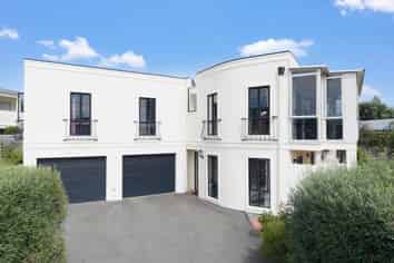 19 Ocean View Road, Coastlands