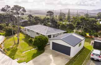 16 Estuary Drive, Mangawhai Heads