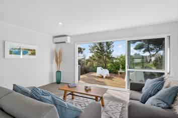 16 Estuary Drive, Mangawhai Heads