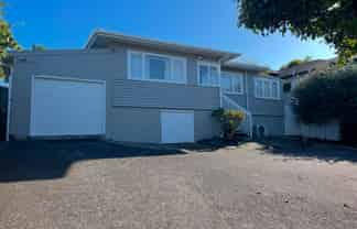 16B Reeves Road, Pakuranga