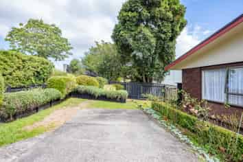 99 Dinsdale Road, Dinsdale