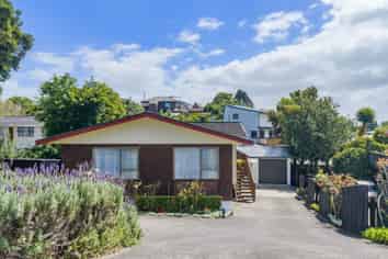 99 Dinsdale Road, Dinsdale