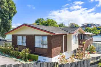 99 Dinsdale Road, Dinsdale