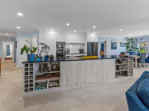 1C Queen Street, New Plymouth