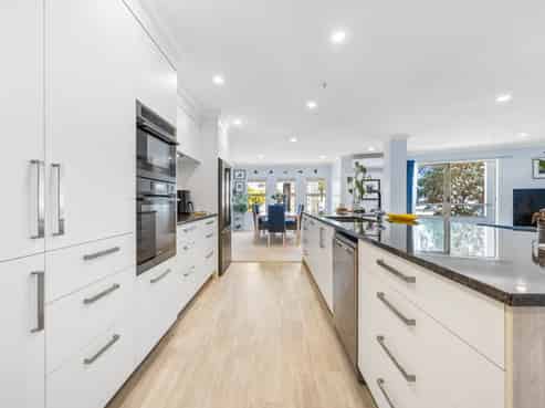 1C Queen Street, New Plymouth