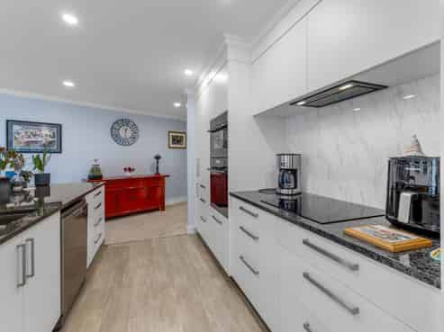 1C Queen Street, New Plymouth