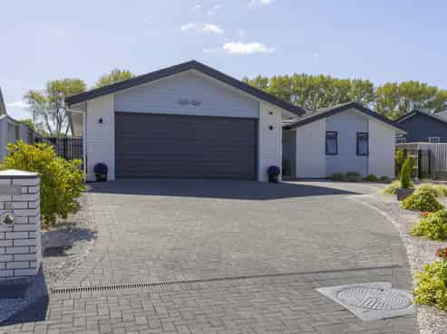 32 Huka Heights Drive, Rangatira Park