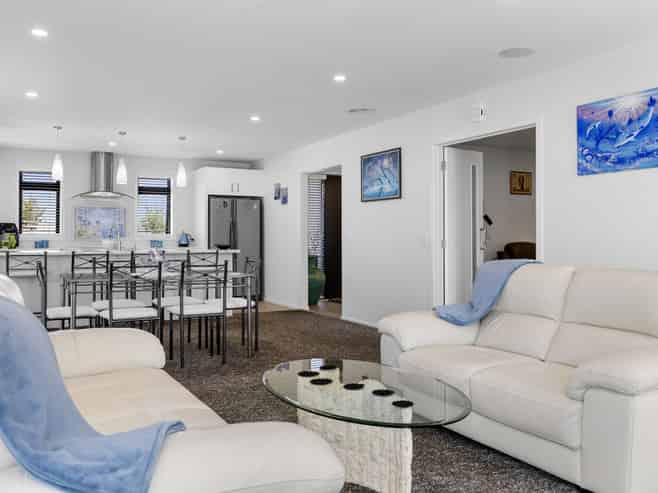 32 Huka Heights Drive, Rangatira Park