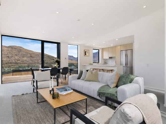 49 Angelo Drive, Queenstown