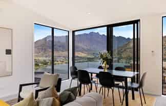 49 Angelo Drive, Queenstown