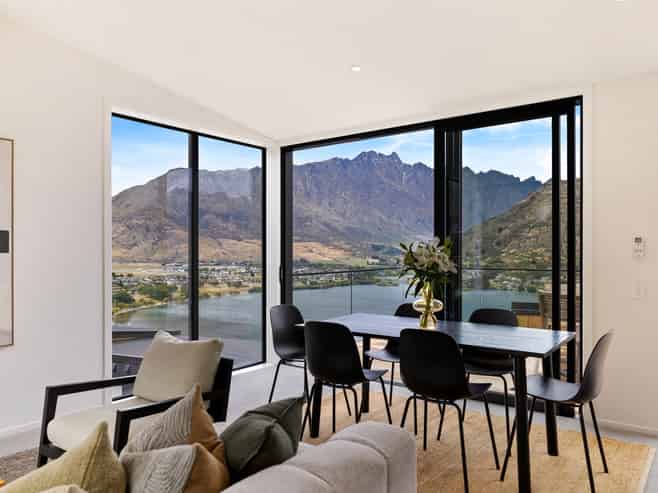 49 Angelo Drive, Queenstown