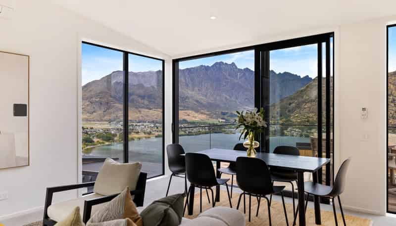 49 Angelo Drive, Queenstown