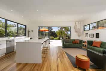 39 Kent Terrace, Riverhead