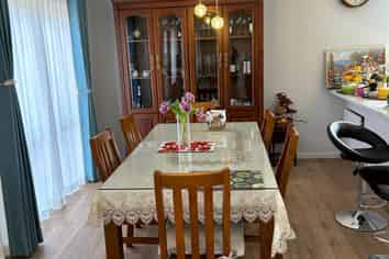 42 Newinn Crescent, East Tamaki Heights