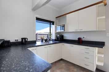 117 Creek Road, Allenton