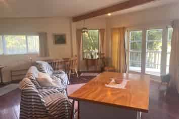 38 Bay Road, PURAKAUNUI