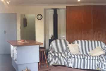 38 Bay Road, PURAKAUNUI