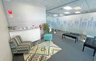 MODERN FLAT BUSH LEVEL 1 OFFICE
