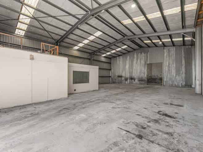 Hard working warehouse, with secure yard