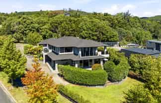 1 Locheagles Rise, Kinloch