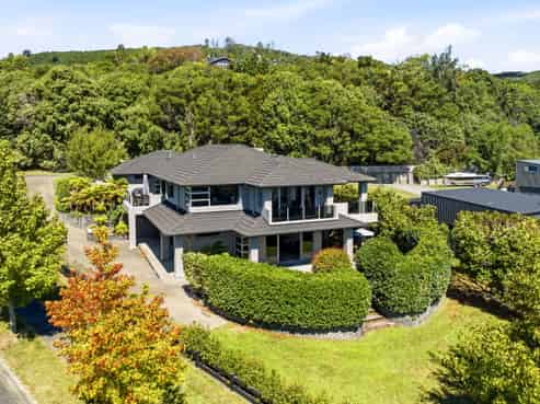 1 Locheagles Rise, Kinloch