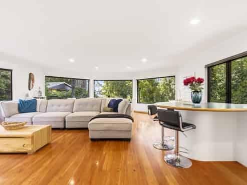 28 Te Kopua Street, Acacia Bay