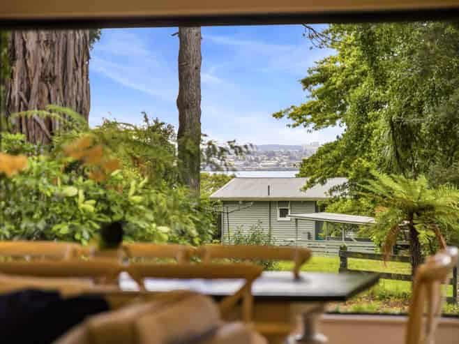 28 Te Kopua Street, Acacia Bay